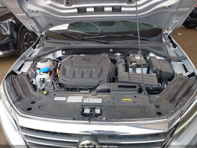 صورة 10 لـ 2020 Volkswagen PASSAT 2.0T S