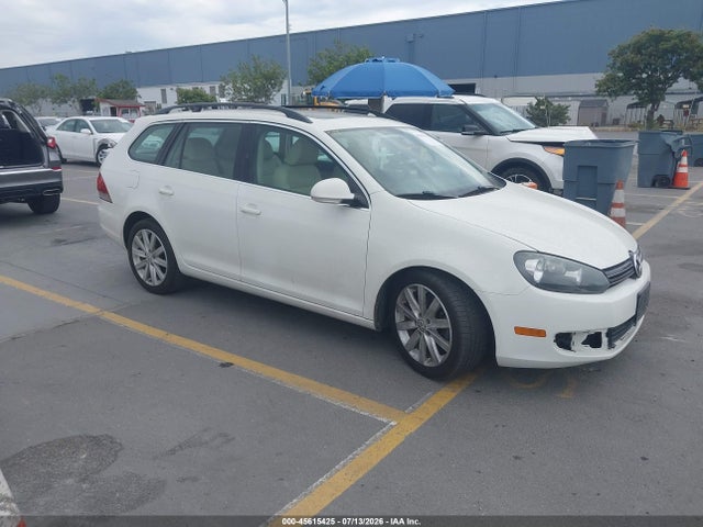 2013 Volkswagen JETTA SPORTWAGEN 2.0L TDI 照片 1