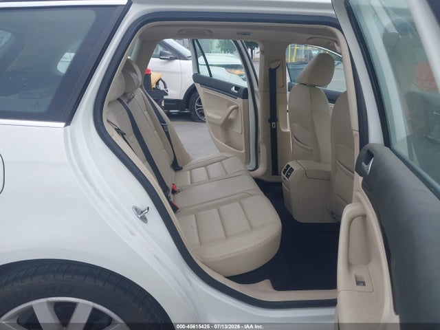 2013 Volkswagen JETTA SPORTWAGEN 2.0L TDI 照片 8