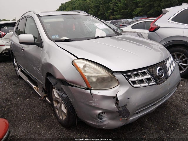 2011 NISSAN ROGUE SV