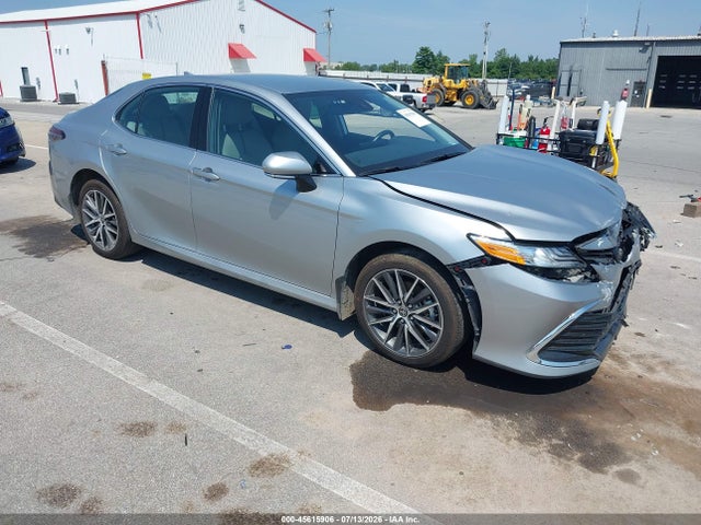 2023 TOYOTA CAMRY XLE HYBRID