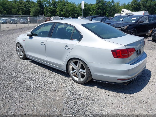 2017 Volkswagen JETTA GLI photo 3