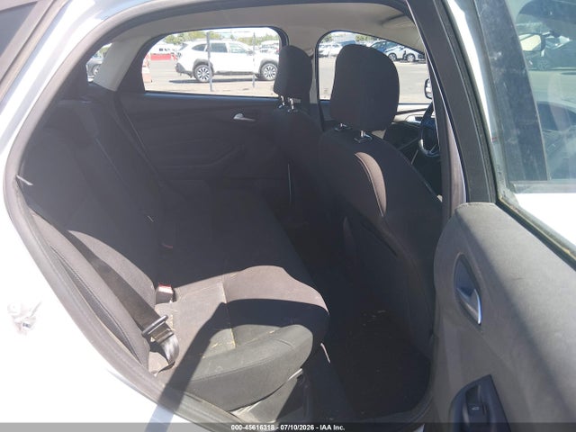 صورة 8 لـ 2015 FORD FOCUS SE