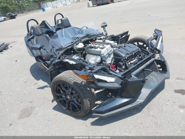 2023 POLARIS SLINGSHOT S WITH TECHNOLOGY PACKAGE