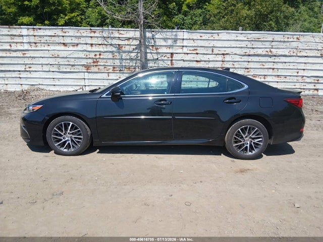 2016 Lexus ES 350 thumbnail 14