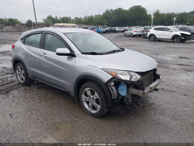 2017 HONDA HR-V LX