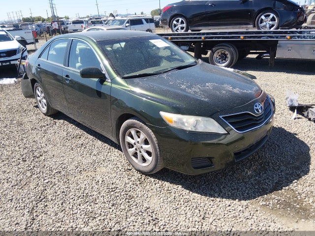 2011 TOYOTA CAMRY LE