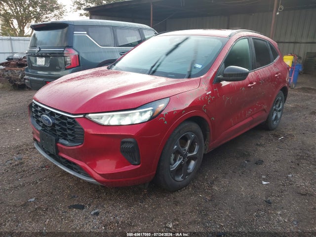 2023 FORD ESCAPE ST-LINE 2