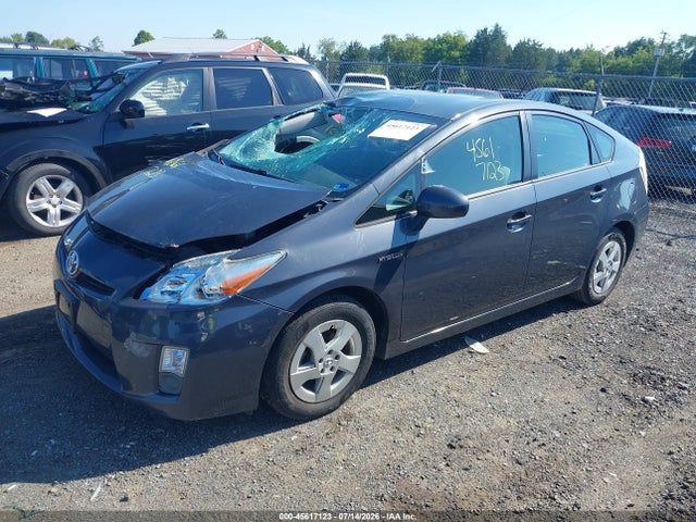 2010 Toyota PRIUS II 照片 2