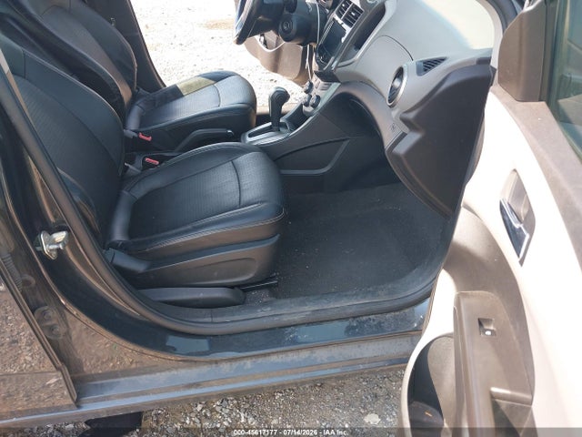 صورة 5 لـ 2014 Chevrolet SONIC LTZ AUTO