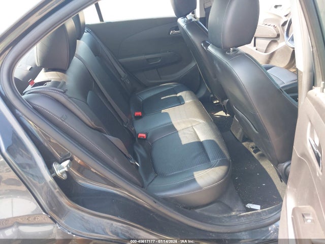 صورة 8 لـ 2014 Chevrolet SONIC LTZ AUTO