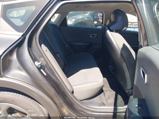 2025 KIA K4 LXS 照片 8