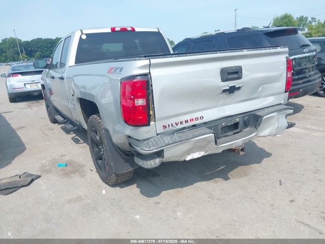 2017 Chevrolet SILVERADO 1500 LT — фото 3