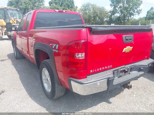 2013 Chevrolet SILVERADO 1500 LT 照片 3