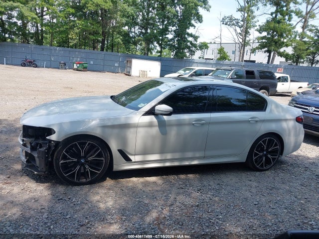 2021 BMW M550I XDRIVE — фото 15