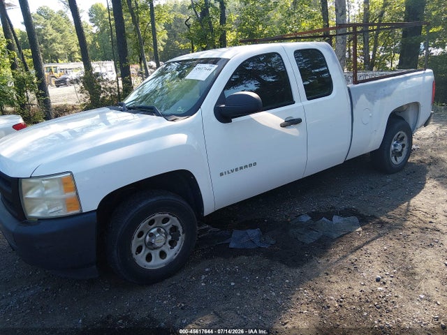 2011 Chevrolet SILVERADO 1500 WORK TRUCK — фото 2