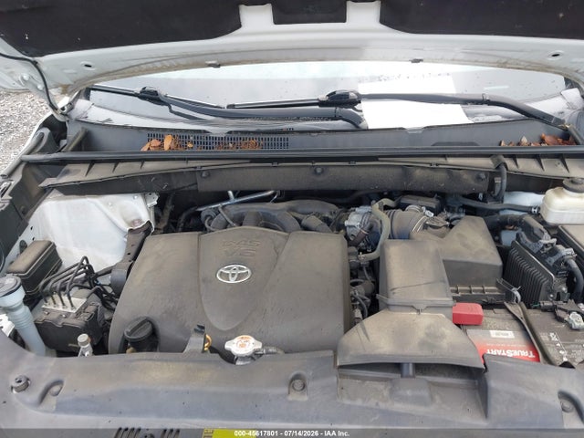 2019 TOYOTA HIGHLANDER XLE 10