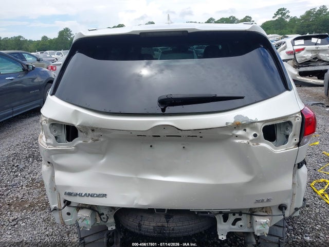 2019 TOYOTA HIGHLANDER XLE 6