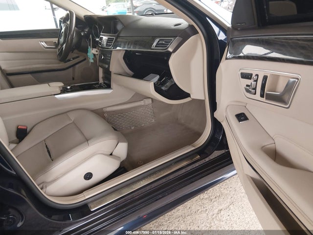 2016 Mercedes-BENZ E 350 4MATIC — фото 5