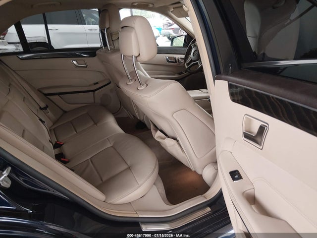 2016 Mercedes-BENZ E 350 4MATIC — фото 8