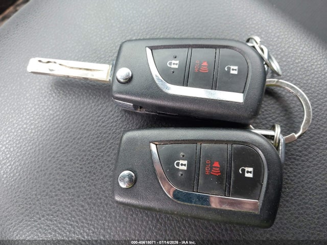 2021 TOYOTA RAV4 LE 11