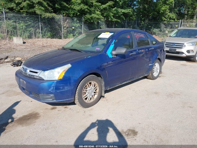 2009 FORD FOCUS SE photo 2