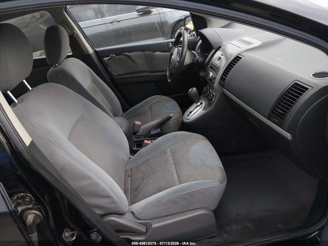 2010 Nissan SENTRA 2.0S — фото 5