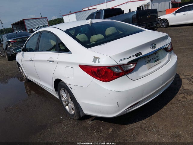 صورة 3 لـ 2013 Hyundai SONATA GLS