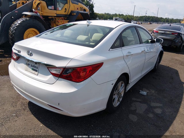 صورة 4 لـ 2013 Hyundai SONATA GLS