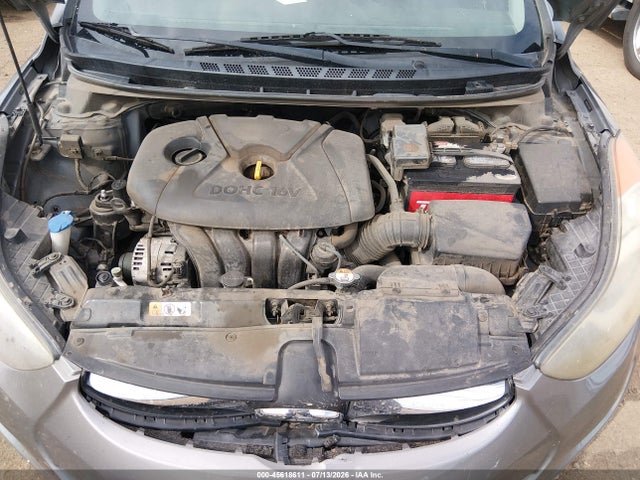 2013 Hyundai ELANTRA GLS 照片 10