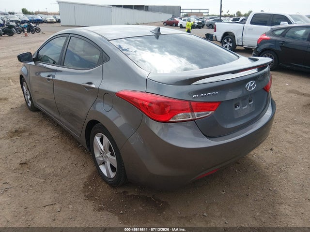 2013 Hyundai ELANTRA GLS 照片 3