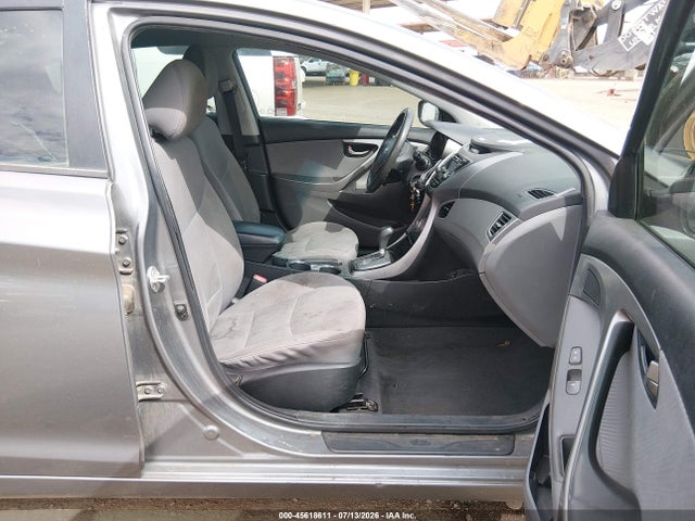 2013 Hyundai ELANTRA GLS 照片 5
