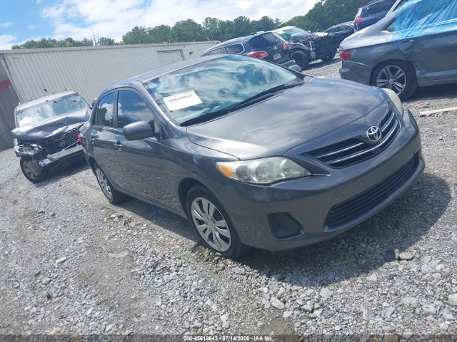 2013 TOYOTA COROLLA LE