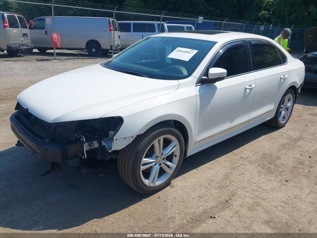 2013 Volkswagen PASSAT 2.0L TDI SEL PREMIUM 照片 2