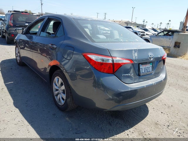 2015 Toyota COROLLA LE — фото 3