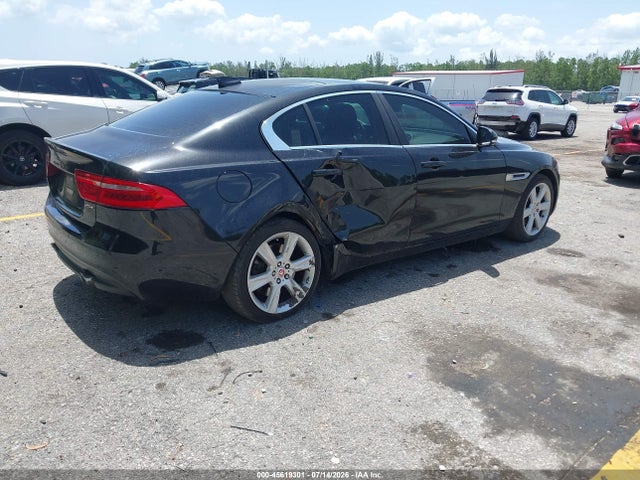 صورة 4 لـ 2017 Jaguar XE 25T PRESTIGE