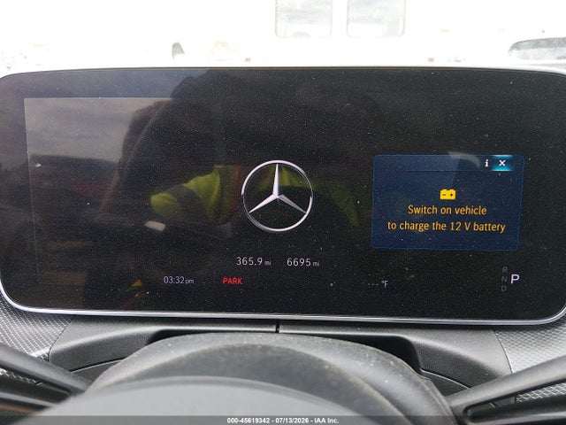 صورة 7 لـ 2025 Mercedes-BENZ C 300
