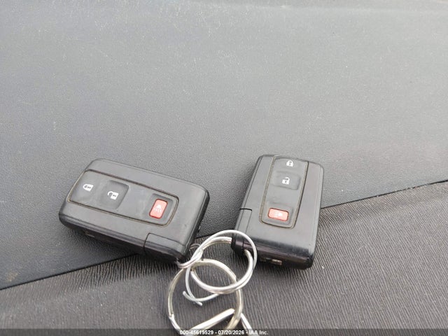 2008 Toyota PRIUS thumbnail 11