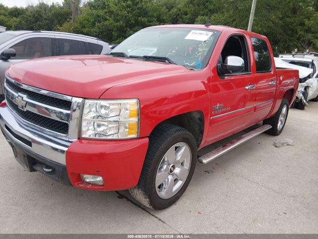 2011 Chevrolet SILVERADO 1500 LT 照片 2