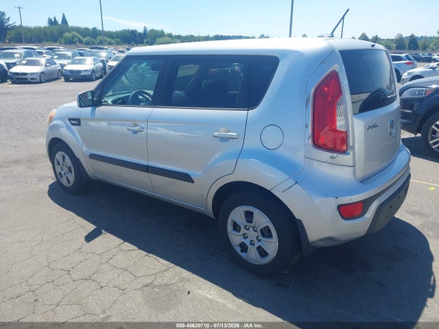 2013 KIA SOUL photo 3