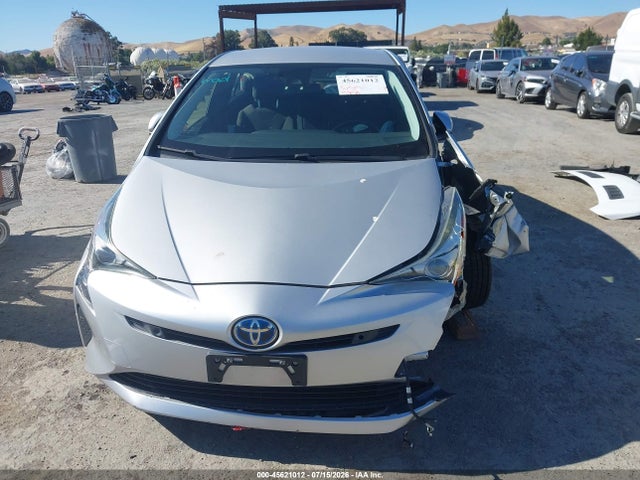 2018 TOYOTA PRIUS THREE 13