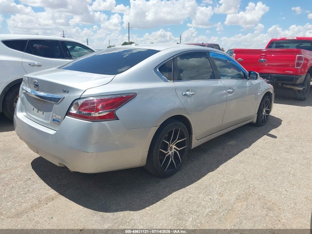 2014 Nissan ALTIMA 2.5 SV — фото 4