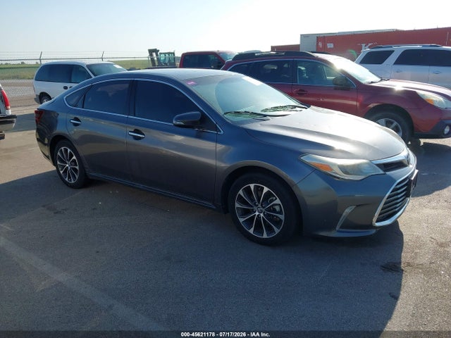 2016 TOYOTA AVALON XLE