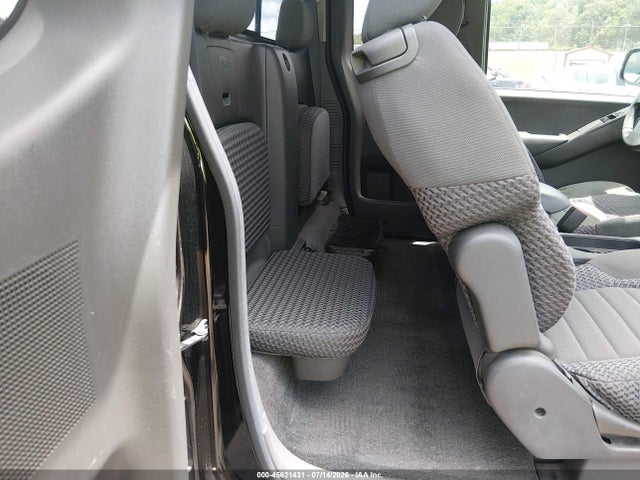 صورة 8 لـ 2010 Nissan FRONTIER SE