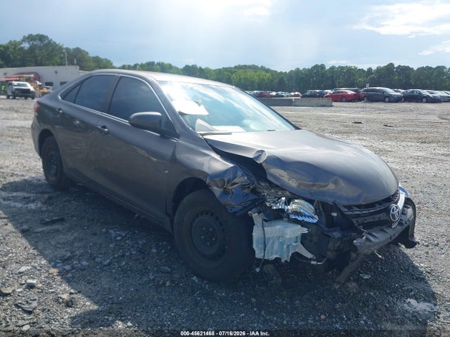 2016 TOYOTA CAMRY LE