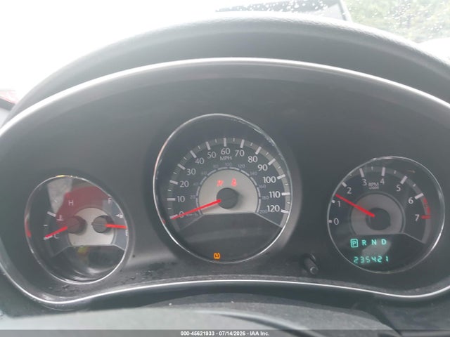 2012 Chrysler 200 LX 照片 7