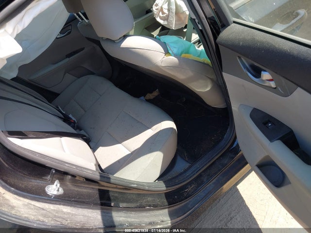 2021 KIA FORTE LXS 8