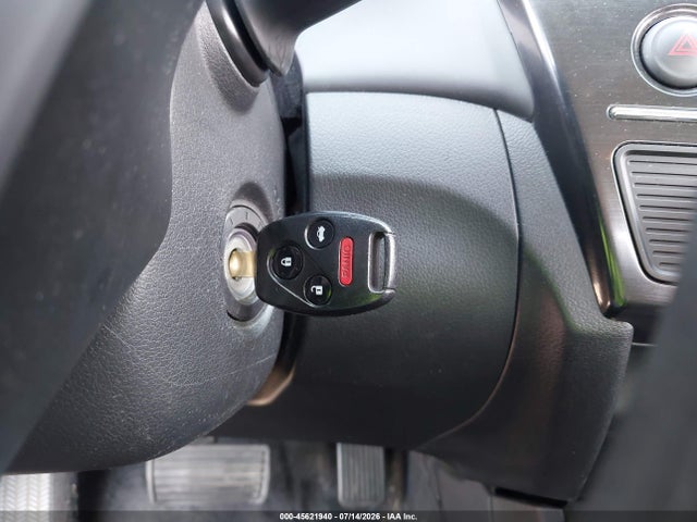 2013 Honda CIVIC LX — миниатюра 11