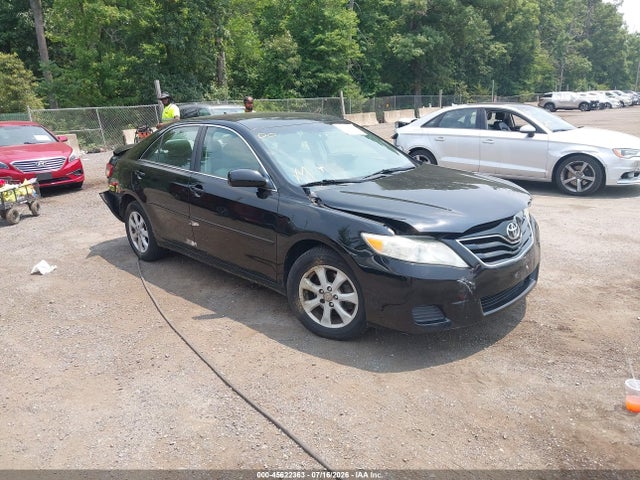 2011 TOYOTA CAMRY LE