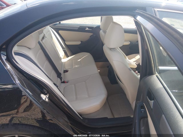 2015 Volkswagen JETTA 2.0L TDI SE 照片 8